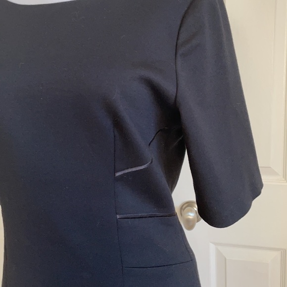 Tahari, 6 - Picture 2 of 8